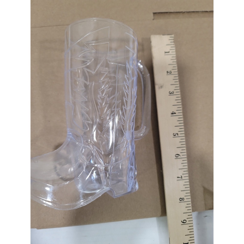 Cowboy Boot plastic drinking mugs for party's. 7 mugs new in plastic 7in